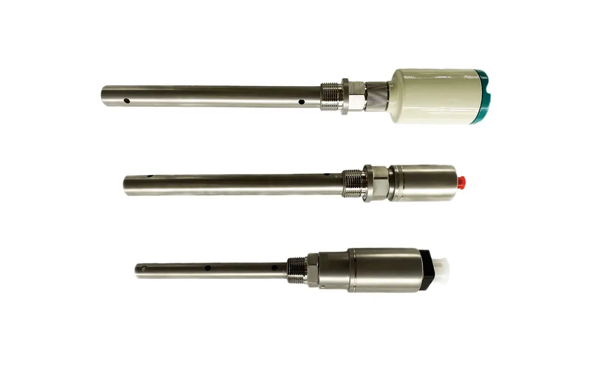 Refrigerant-specific intelligent liquid level sensor